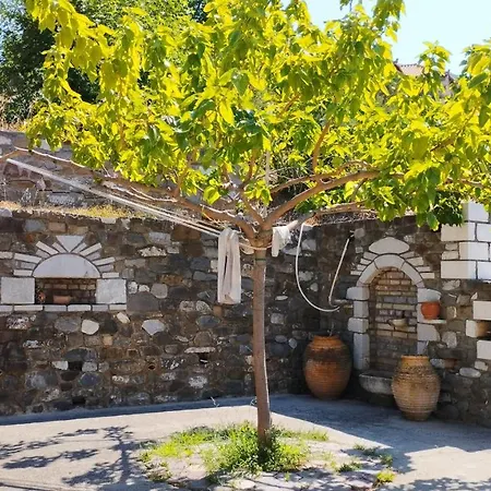Anastasia's House Near Kalamata Ferienhaus