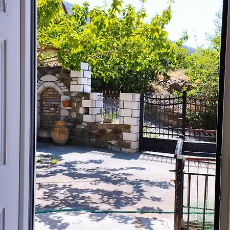 Anastasia's House Near Kalamata Ferienhaus Desillas